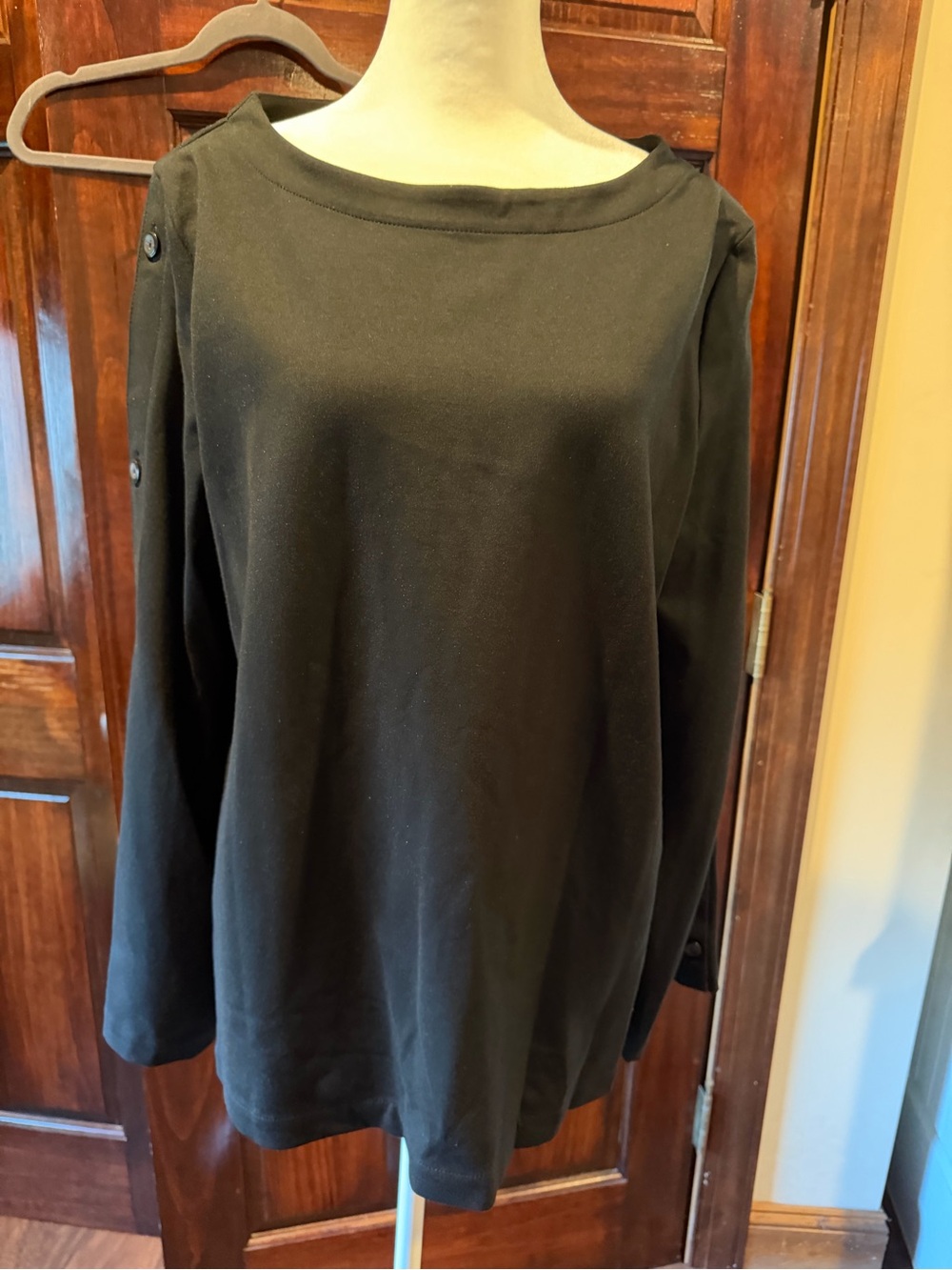 J.Jill Classic Black Women’s Boatneck Top